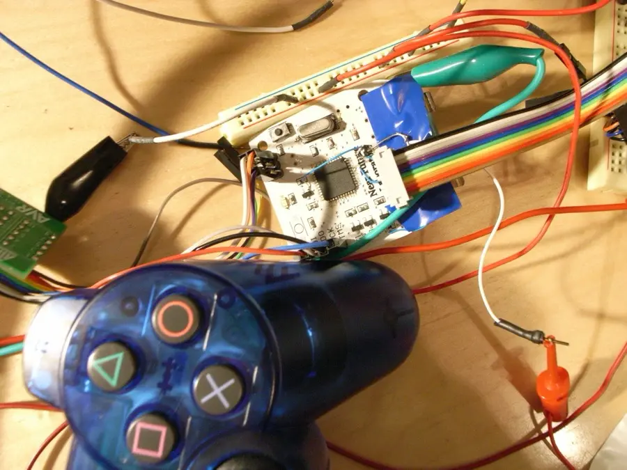 Images from the Near Future Laboratory Project PSX - A Playstation Controller Mode