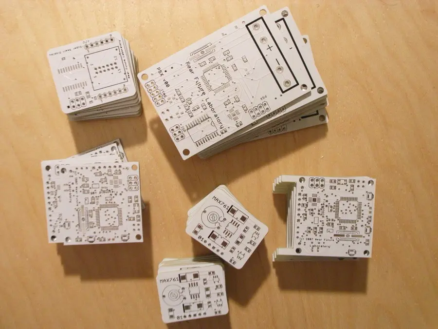 Images from the Near Future Laboratory Project PSX - A Playstation Controller Mode